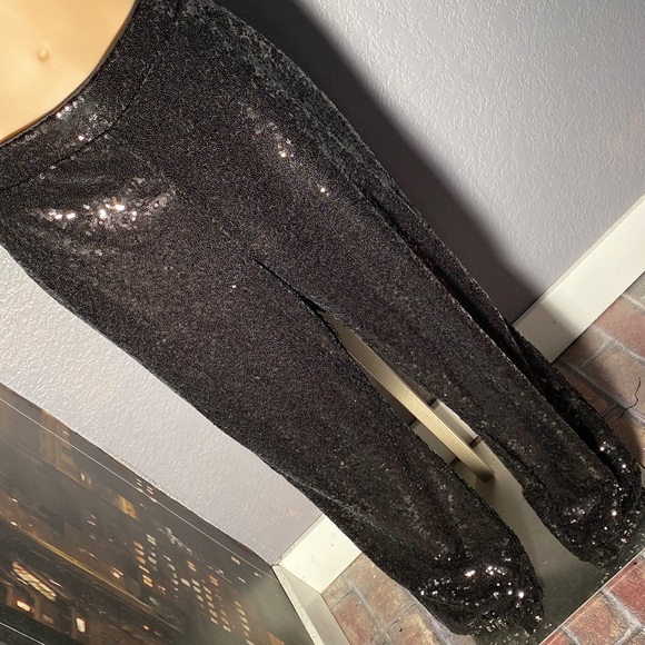 NEW YORK & CO - NWT - pocketed joggers: black sequin w elastic waist / cuffs - L - Picture 1 of 16